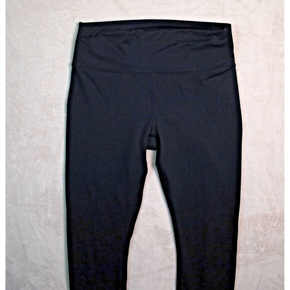 Fabletics Leggings Women's Size Medium Black 7/8 Length RN 134638 - Picture 6 of 6
